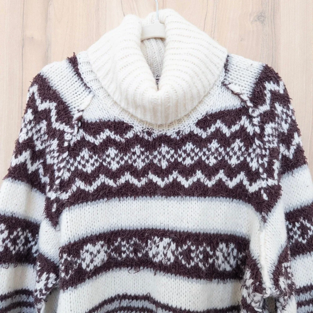 Free People Fair‎ Isle Oversized Turtleneck Sweater Sz M Brown White Apres Ski
